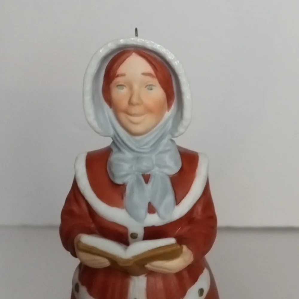 Hallmark Bell Ornament,  Lady Daphne`1993, A Dickens Caroler, Preowned